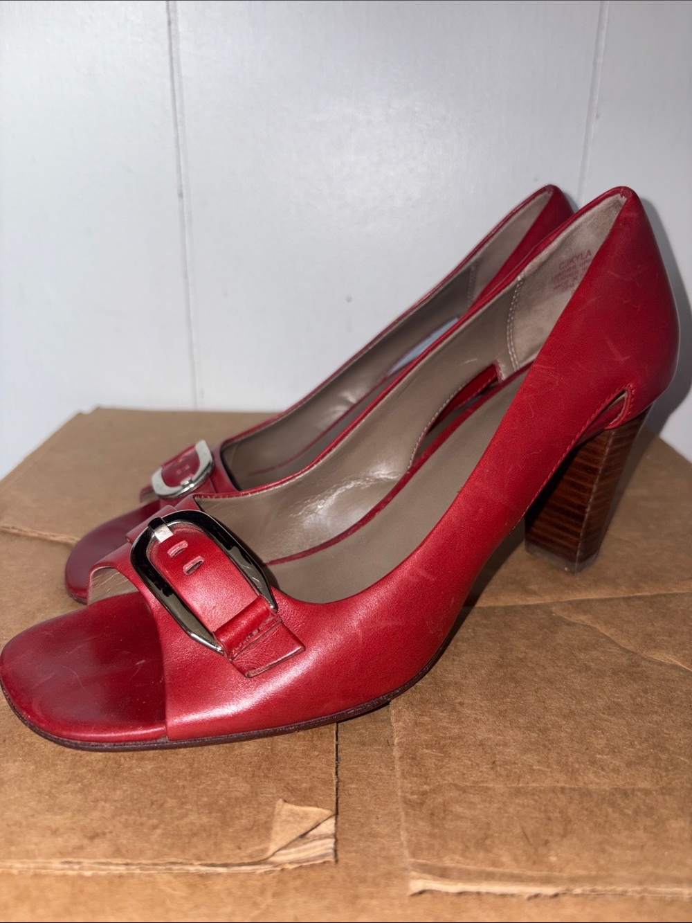 Joan & David Leather Peep-Toe Block Heel Pumps size 8M